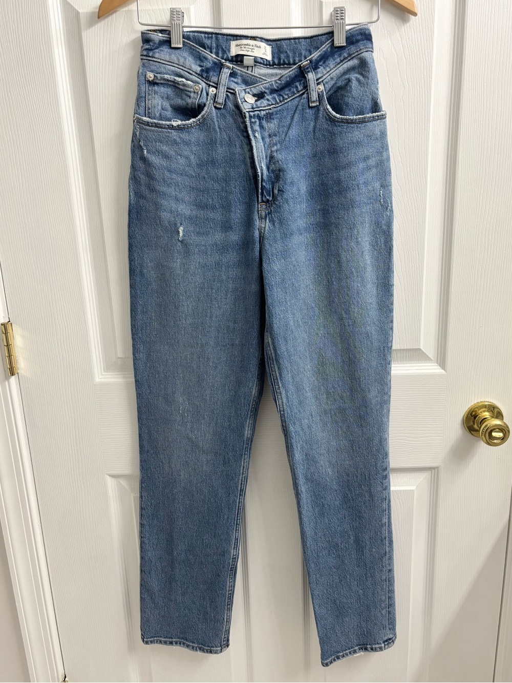 Abercrombie & Fitch 90s Straight High Rise Jeans Curve Love Crossover Waistband